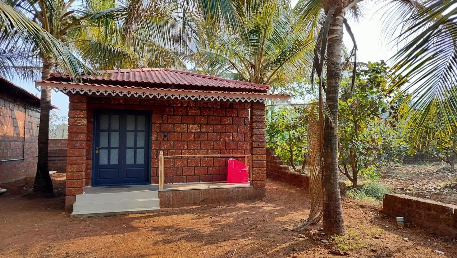 Saka Kadams Home Stay Guhāgar Exteriör bild