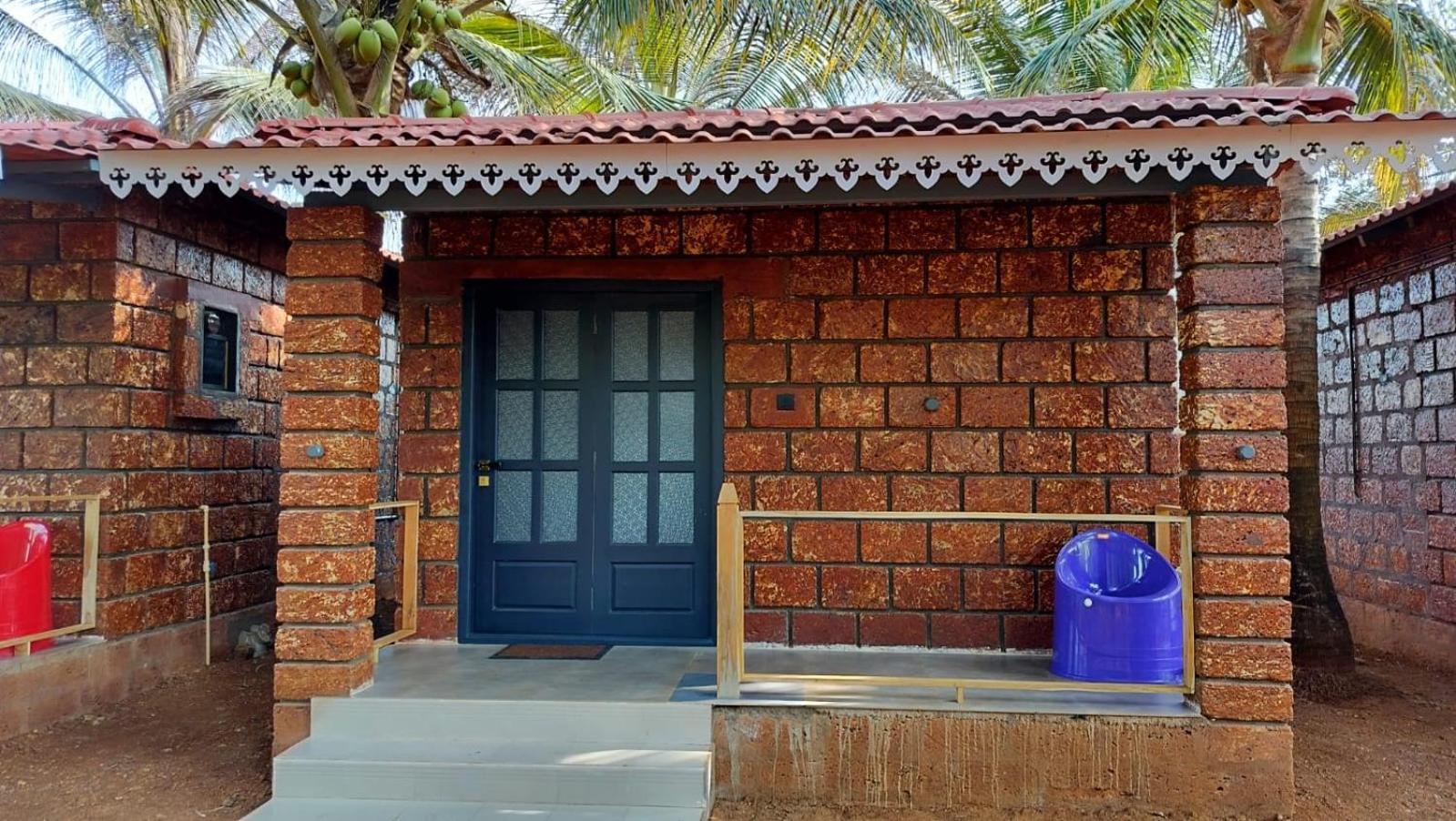 Saka Kadams Home Stay Guhāgar Exteriör bild