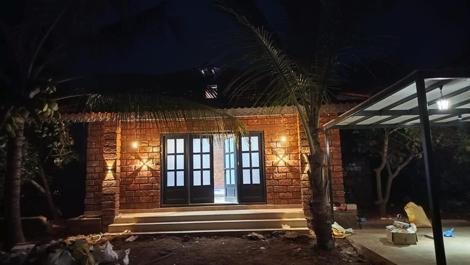 Saka Kadams Home Stay Guhāgar Exteriör bild
