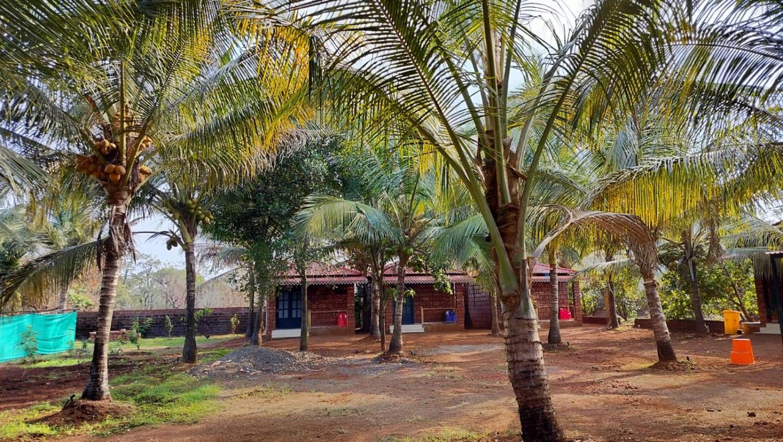 Saka Kadams Home Stay Guhāgar Exteriör bild