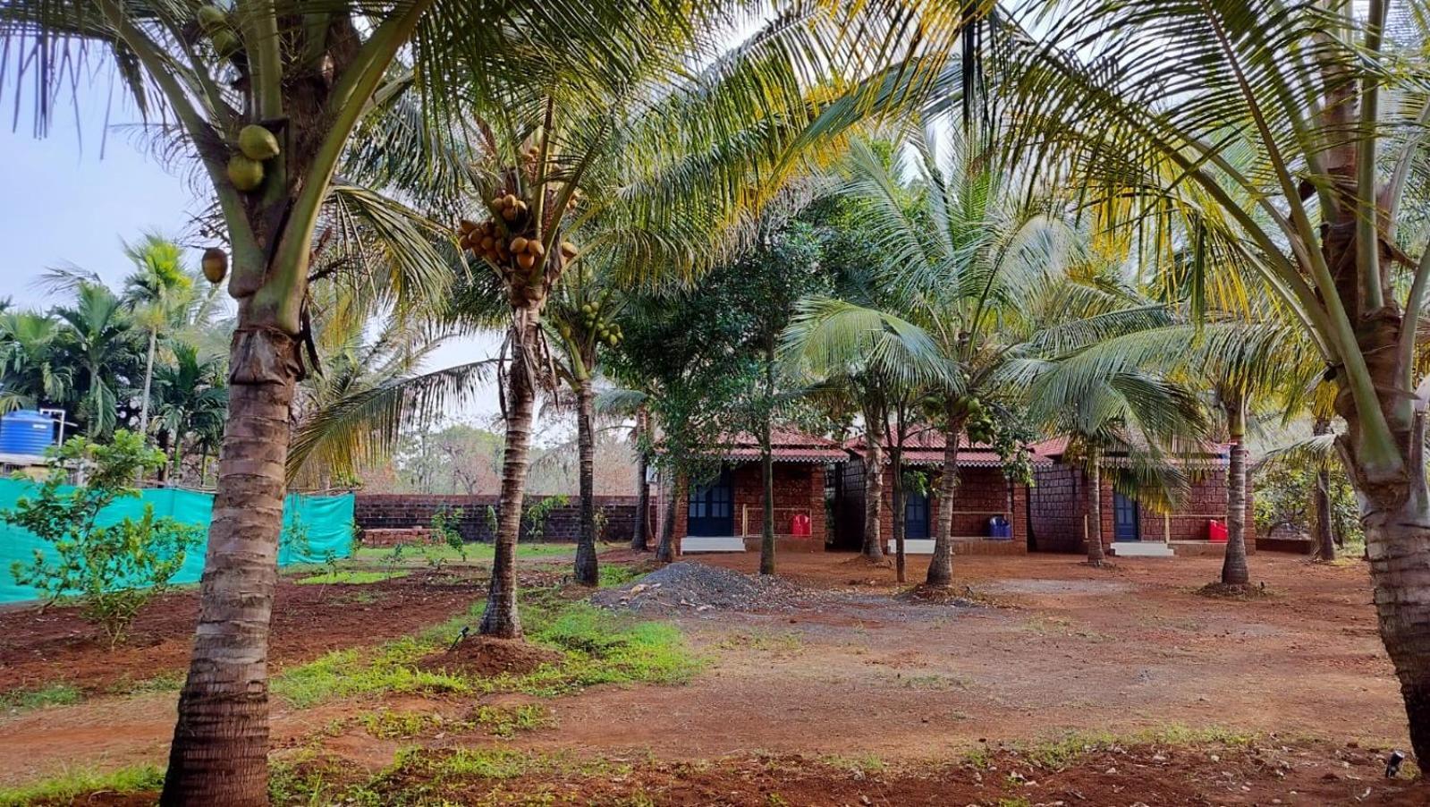 Saka Kadams Home Stay Guhāgar Exteriör bild