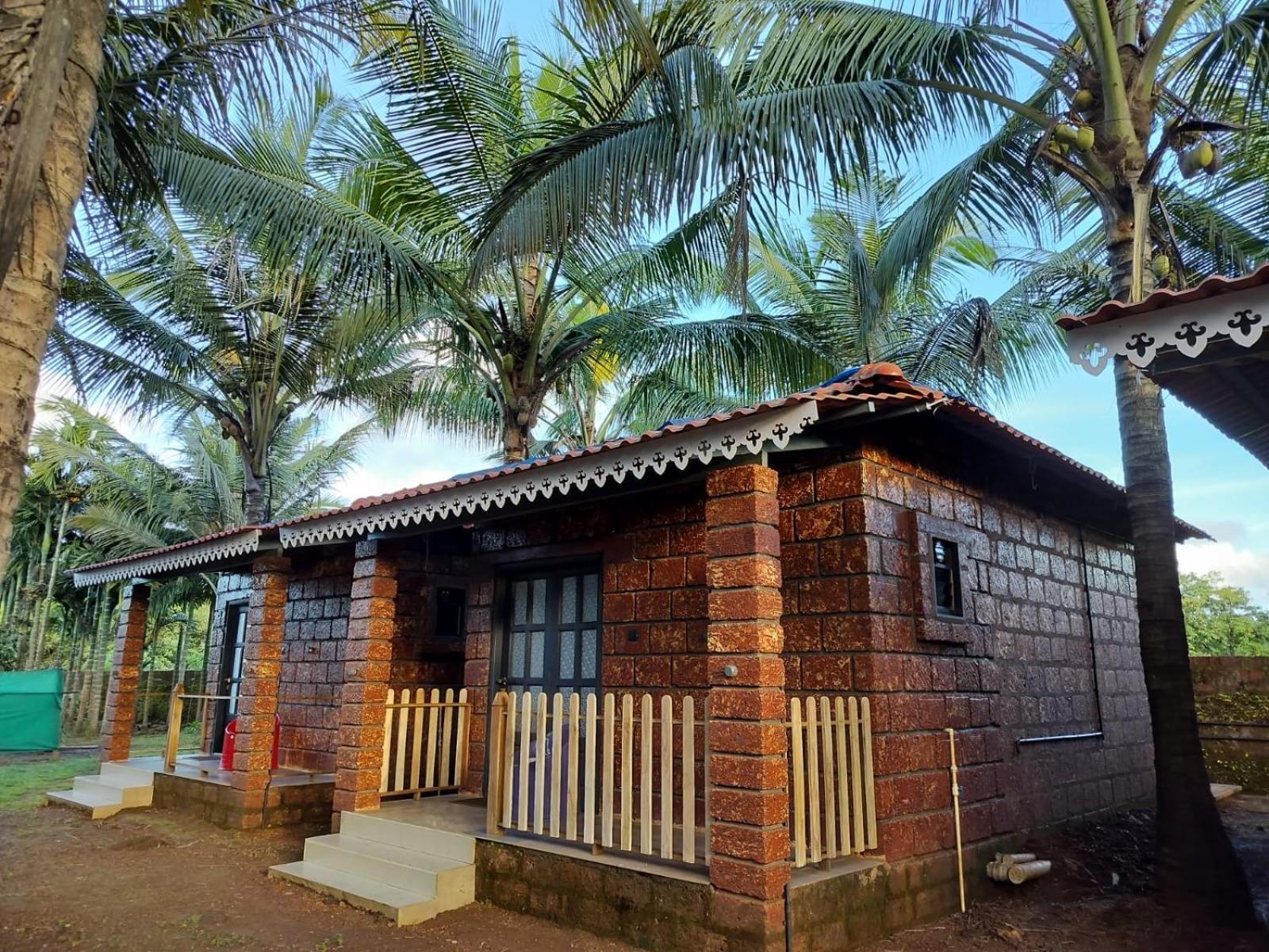 Saka Kadams Home Stay Guhāgar Exteriör bild